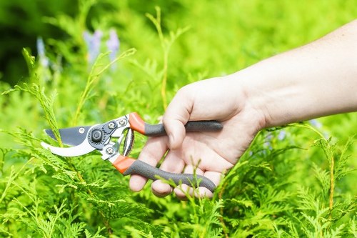 Safe checkout options for Gardeners Bethnal Green customers